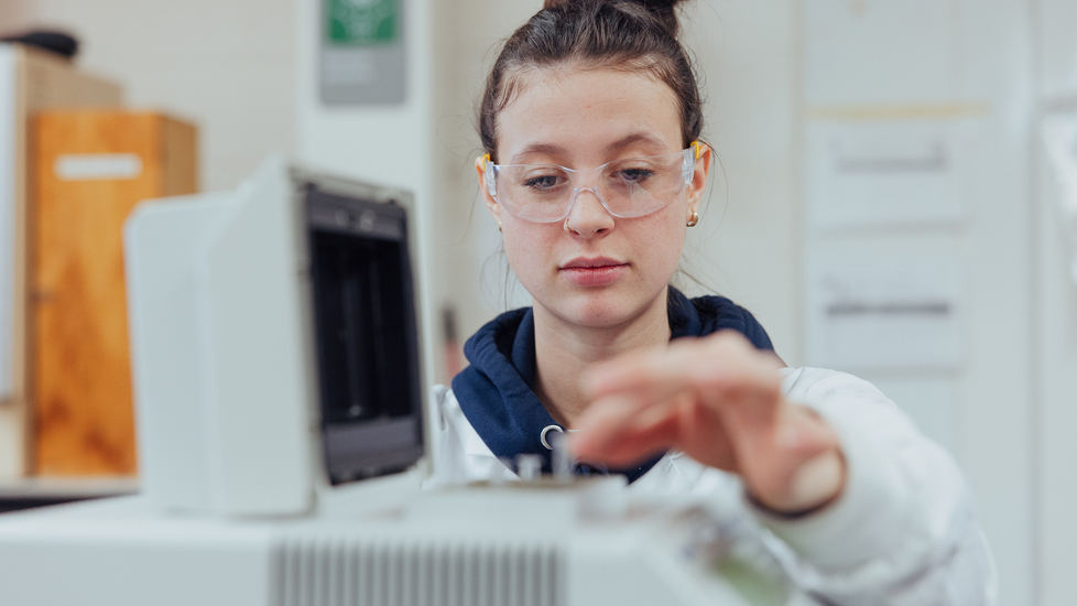 Avantage - Biotechnologies - Laboratoires modernes