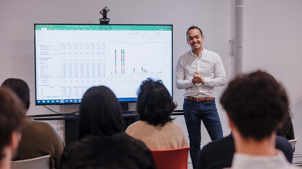 Avantage - Gestion comptable et financière - Équipe enseignante spécialisée