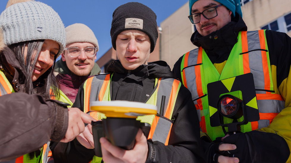 Avantage - Géomatique - Instruments