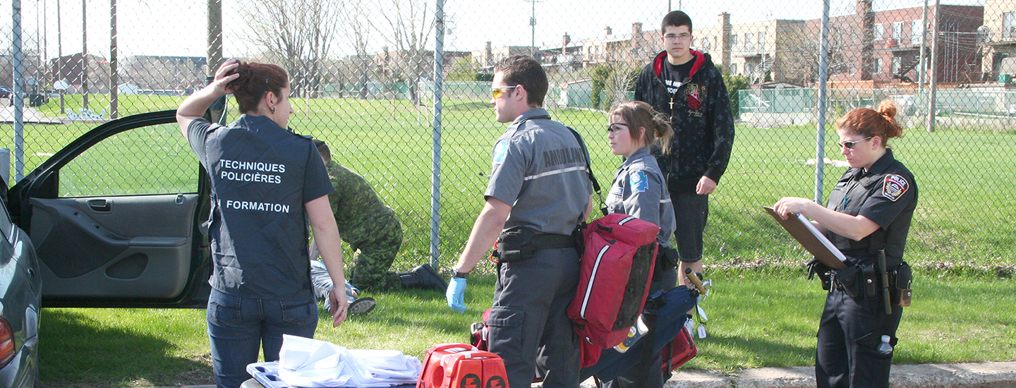 POLICIERE 4