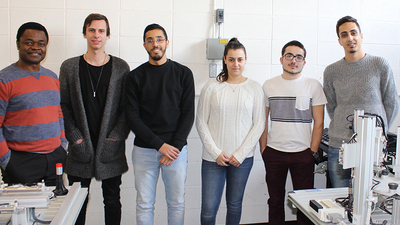 Cinq stagiaires français en Technologie du génie industriel