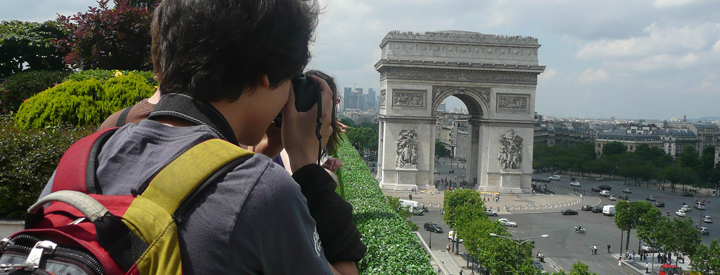 INTERNATIONAL-CARROUSEL-10